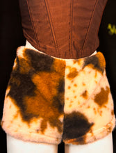 Load image into Gallery viewer, Canyon Glow Shorts - Malibu Mink Collection