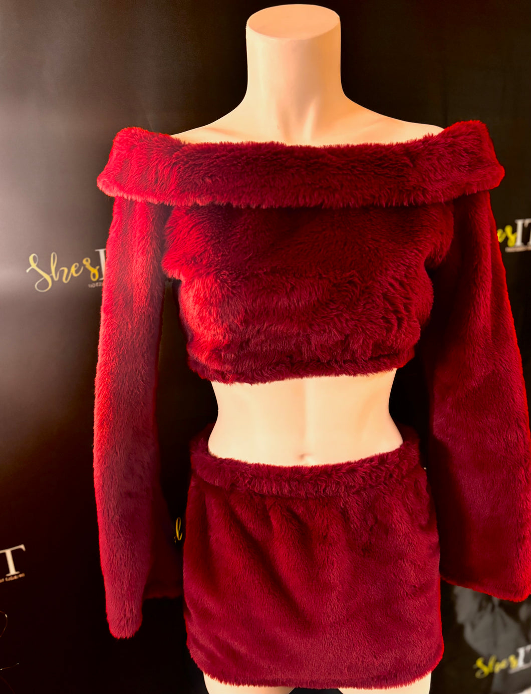 💋 Crimson Kiss Set – Malibu Mink Collection